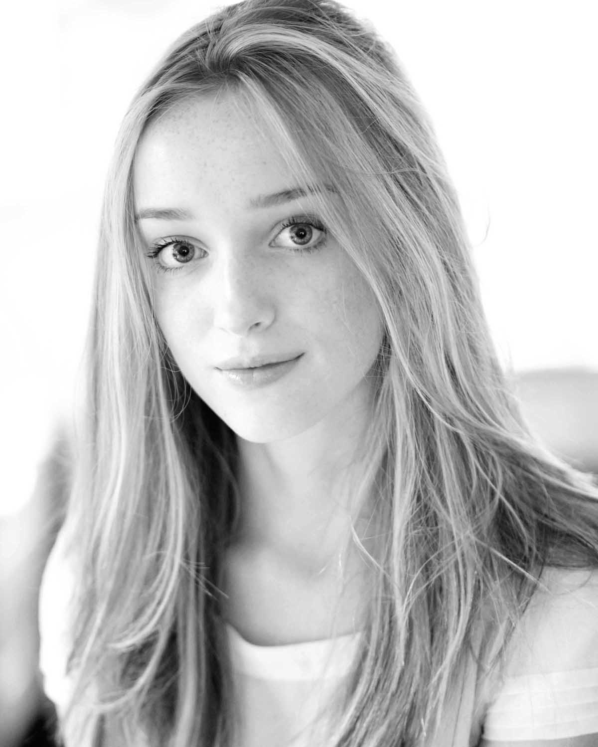 Phoebe Dynevor