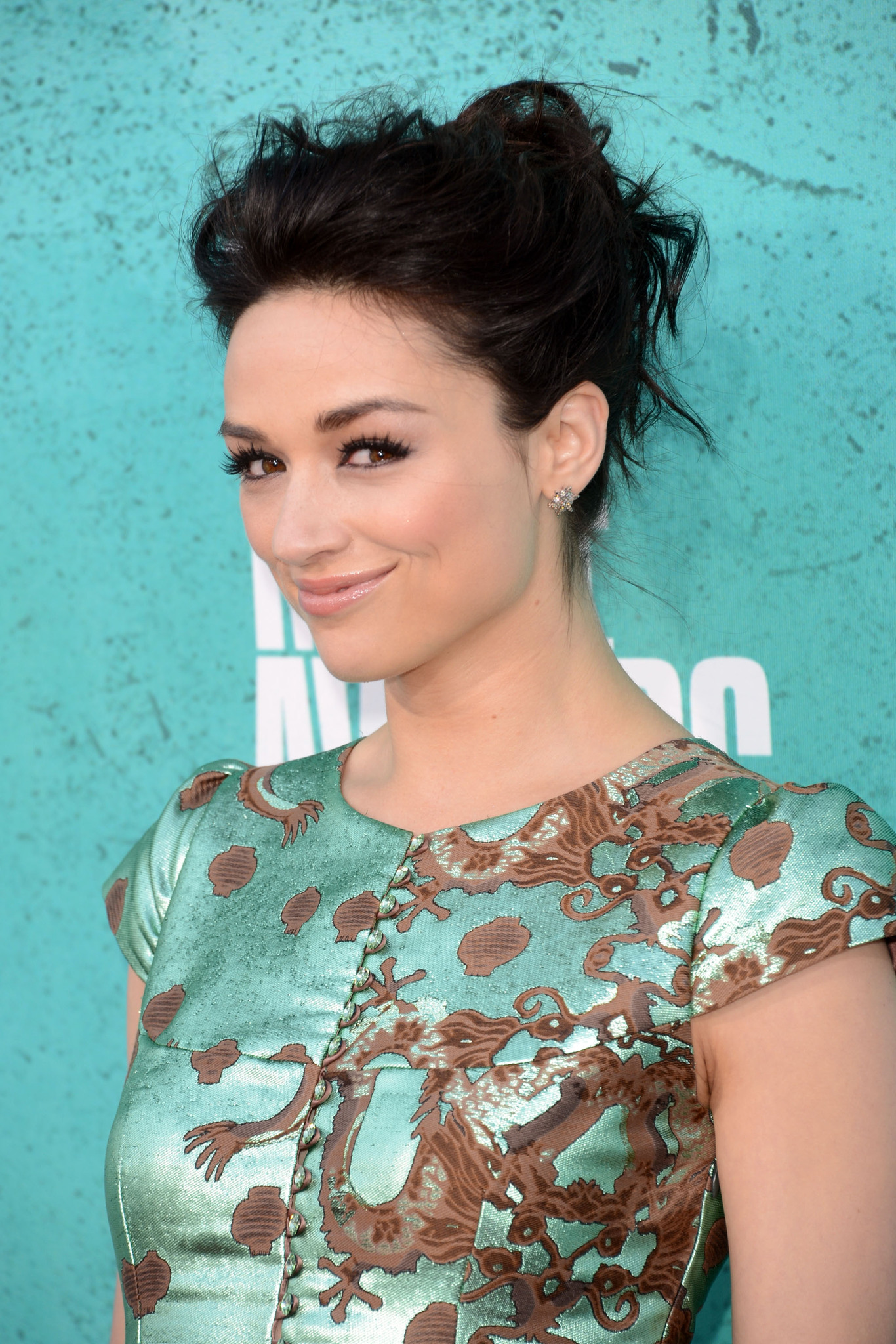 Crystal Reed at event of 2012 MTV Movie Awards (2012)
