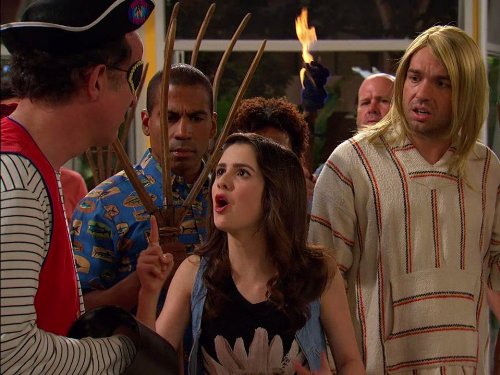 Still of Laura Marano and Greg Worswick in Austin & Ally (2011)