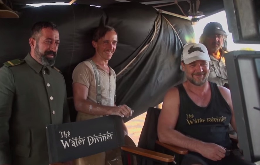 Cem Yilmaz, Benedict Hardie, Russell Crowe, and Andrew Lesnie, behind the scenes on 