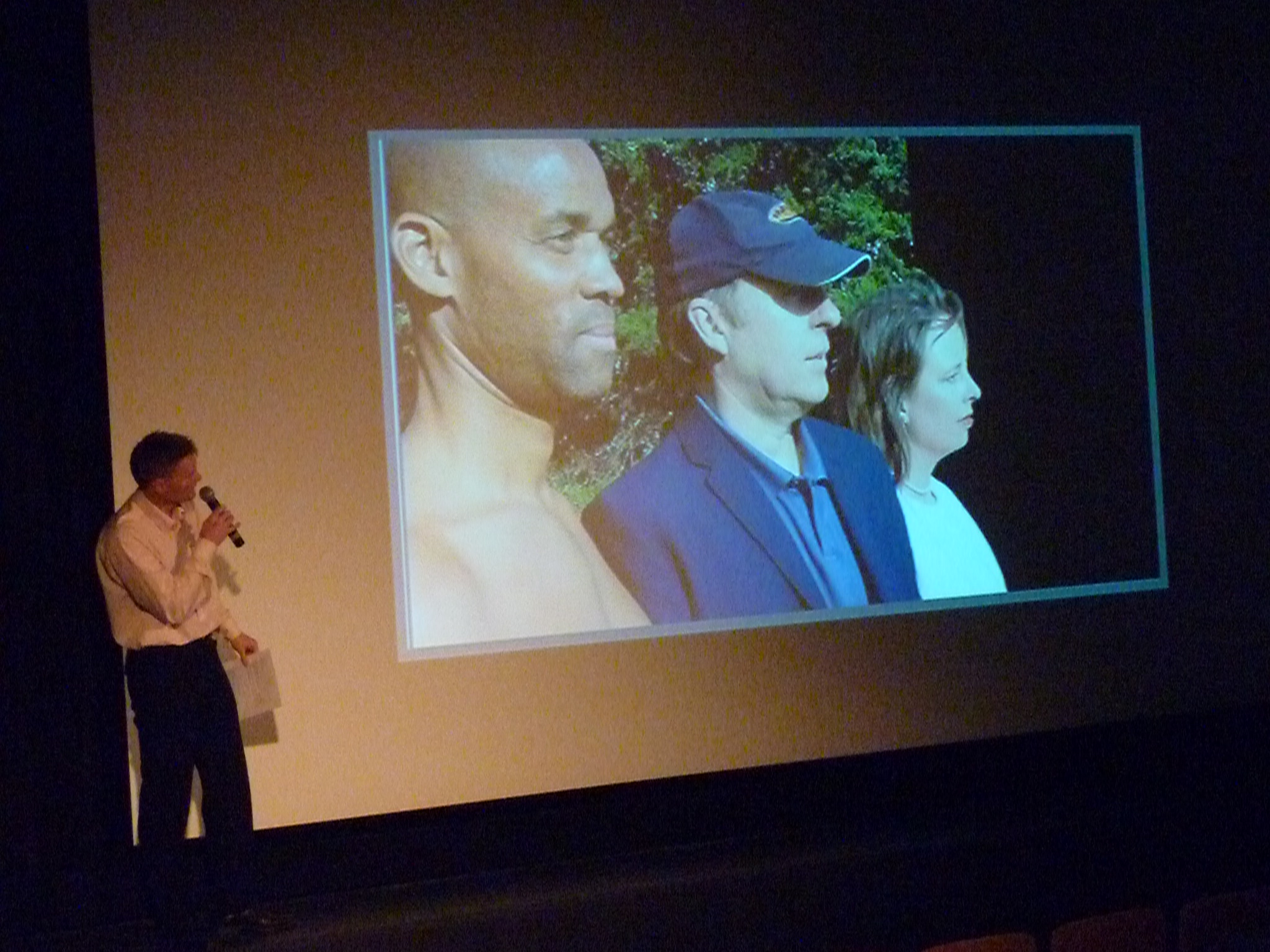 Eric Oberli (Editor) talks about his work of visual special effects at the European Film Premiere in Switzerland