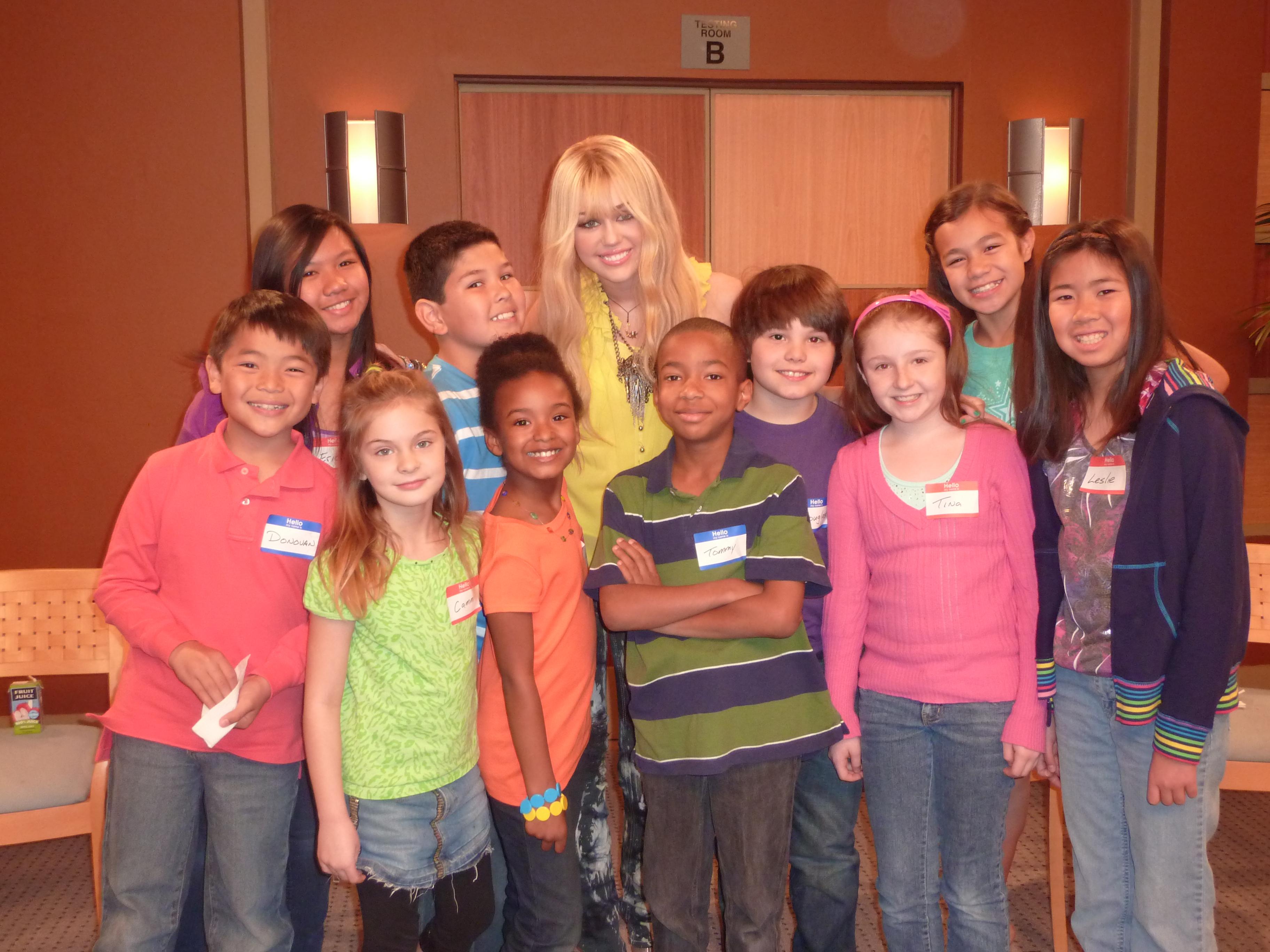 Brie Berntein and Cast on set of Hannah Montana Forever!