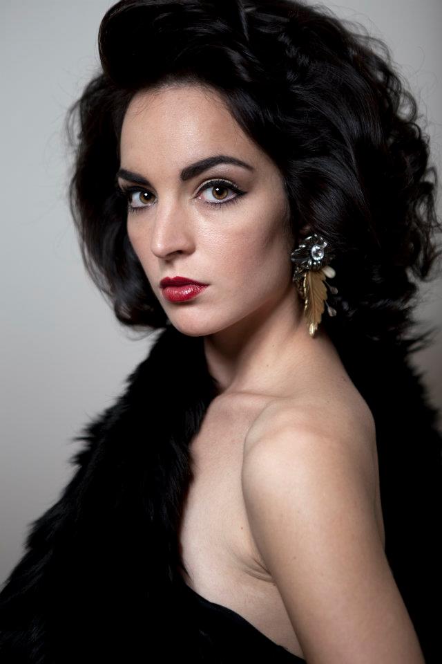 Jordan McFadden as Elizabeth Taylor