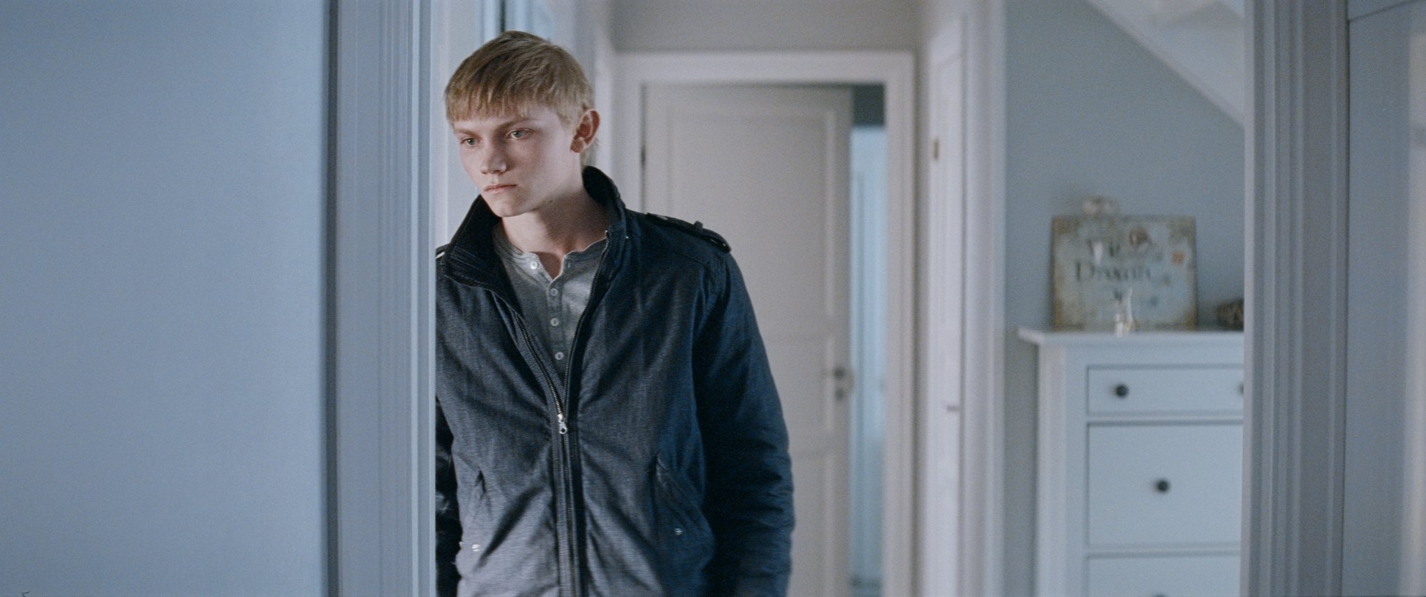 Still of Ulrik Munther in Efterskalv (2015)