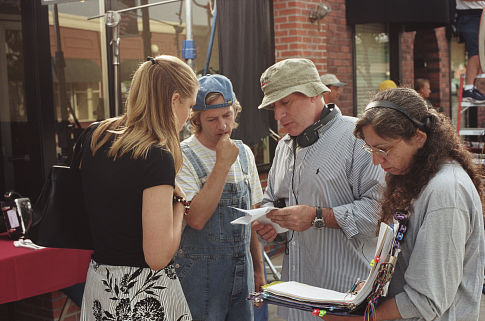 Mary McCormack, David Spade and Sam Weisman in Dickie Roberts: Former Child Star (2003)