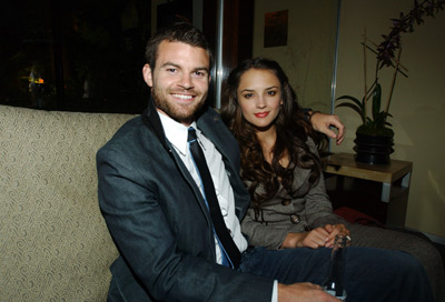 Rachael Leigh Cook and Daniel Gillies