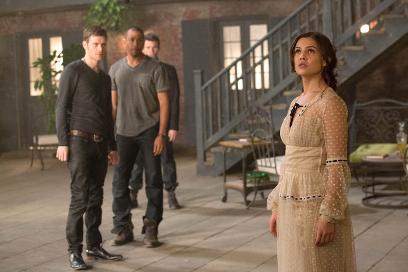 Still of Daniel Gillies, Joseph Morgan, Charles Michael Davis and Danielle Campbell in The Originals (2013)