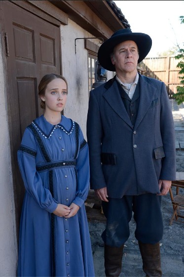 Siobhan Williams and James Shanklin in Hell On Wheels