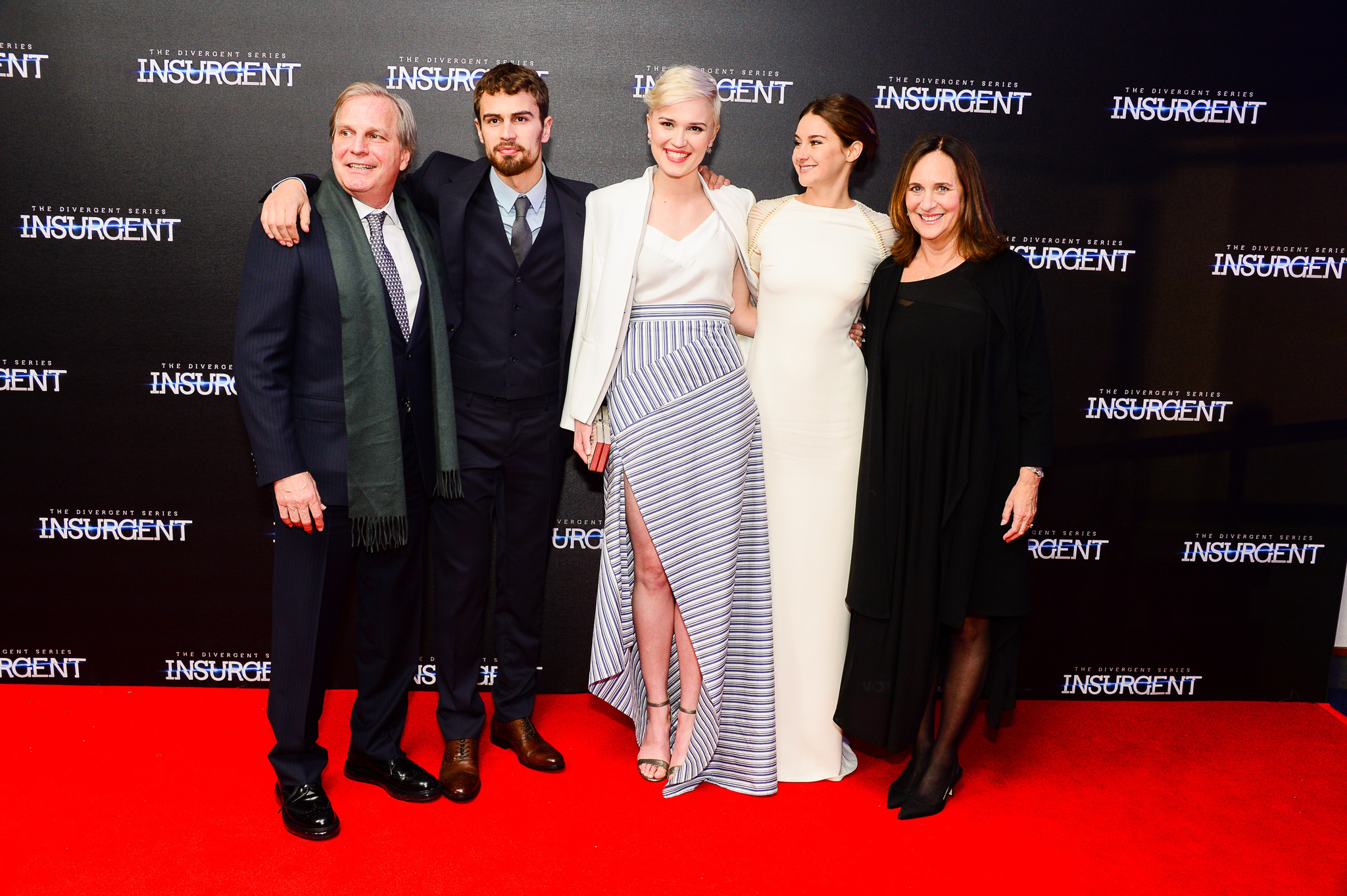 Lucy Fisher, Douglas Wick, Shailene Woodley, Theo James and Veronica Roth at event of Insurgente (2015)