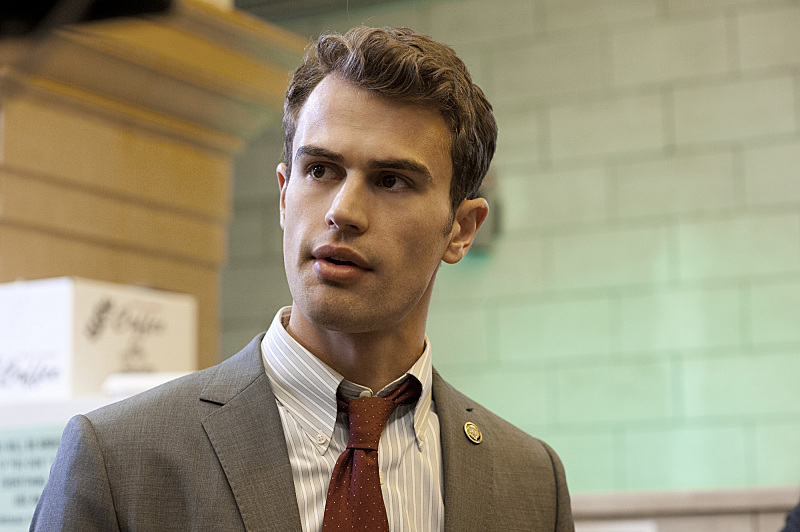 Still of Theo James in Golden Boy (2013)