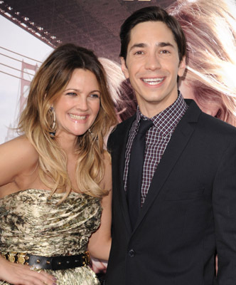 Drew Barrymore and Justin Long at event of Going the Distance (2010)