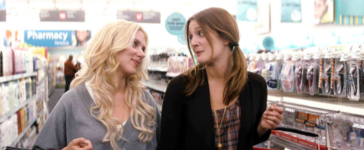 Still of Drew Barrymore and Scarlett Johansson in He's Just Not That Into You (2009)