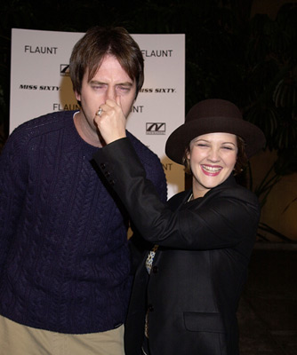 Drew Barrymore and Tom Green at event of K-PAX (2001)