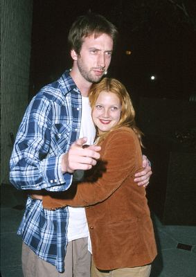 Drew Barrymore and Tom Green at event of Loser (2000)