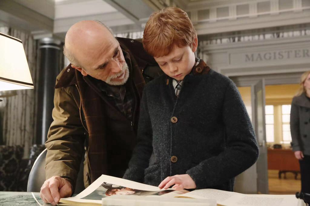 Tony Amendola and Jakob Davies in Once Upon a Time (2011)