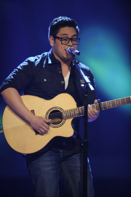 Still of Andrew Garcia in American Idol: The Search for a Superstar (2002)