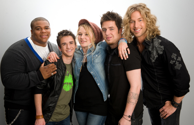 Still of Lee DeWyze, Aaron Kelly, Casey James, Crystal Bowersox and Michael Lynche in American Idol: The Search for a Superstar: Top Five Performance (2010)