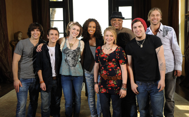 Still of Alicia Keys, Lee DeWyze, Aaron Kelly, Casey James, Crystal Bowersox, Michael Lynche, Siobhan Magnus and Tim Urban in American Idol: The Search for a Superstar (2002)