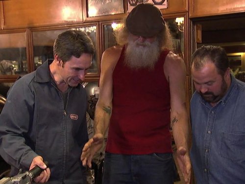 Still of Frank Fritz and Mike Wolfe in American Pickers (2010)