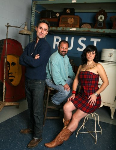 Frank Fritz, Mike Wolfe and Danielle Colby-Cushman in American Pickers (2010)