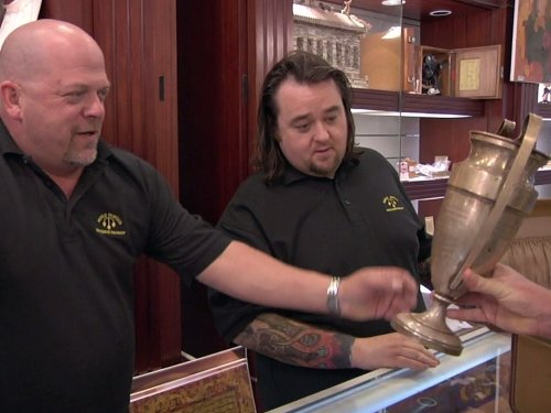 Still of Rick Harrison and Austin 'Chumlee' Russell in Pawn Stars (2009)