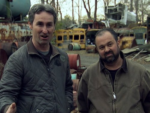 Still of Frank Fritz and Mike Wolfe in American Pickers (2010)