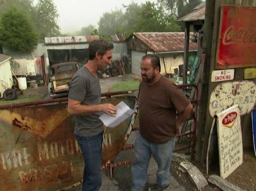 Still of Frank Fritz and Mike Wolfe in American Pickers (2010)