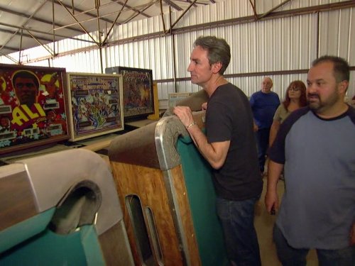 Still of Frank Fritz and Mike Wolfe in American Pickers (2010)