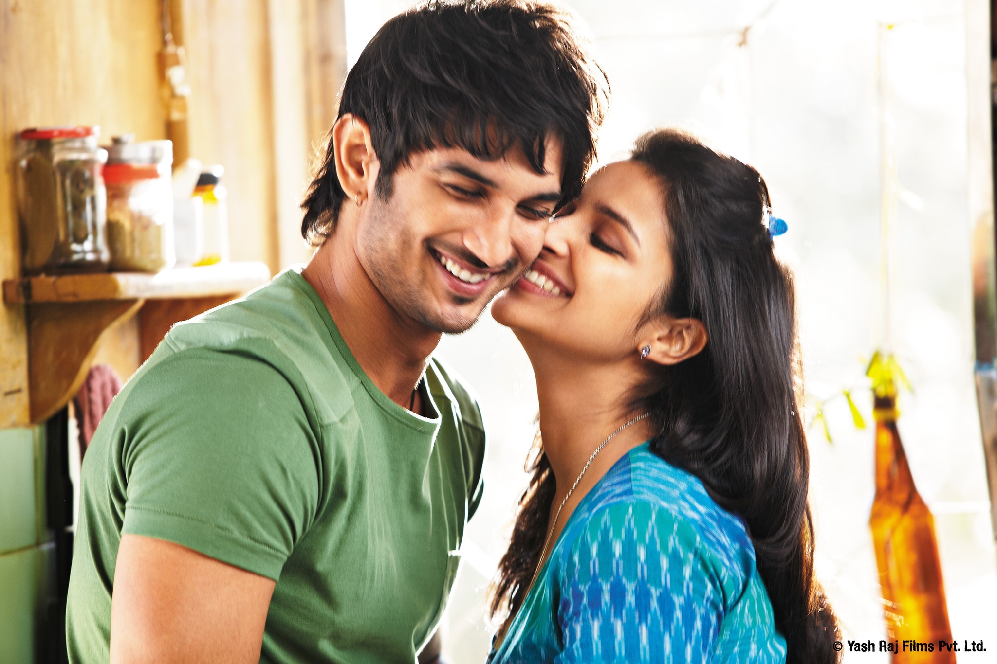 Still of Sushant Singh Rajput and Parineeti Chopra in Shuddh Desi Romance (2013)