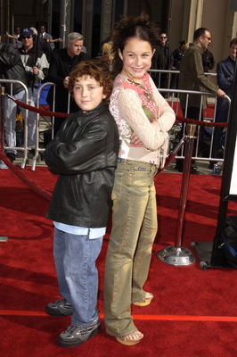 Daryl Sabara and Alexa PenaVega at event of Ateivis (1982)