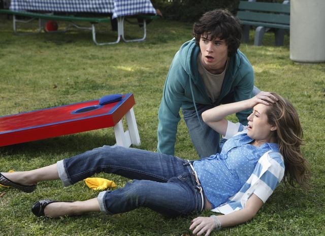 Still of Alexa PenaVega and Charlie McDermott in The Middle (2009)