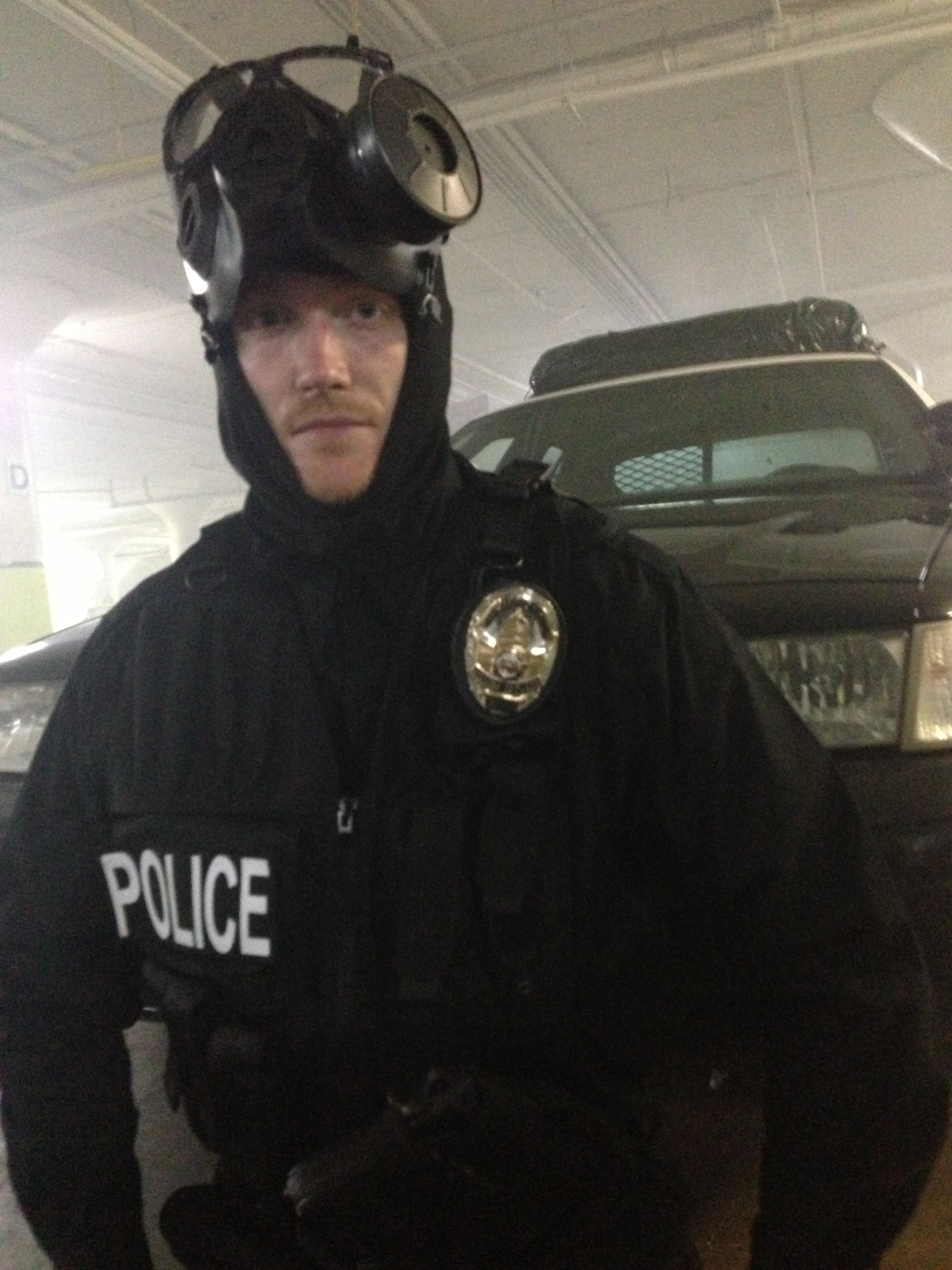Ryan Burke playing a SWAT officer in 