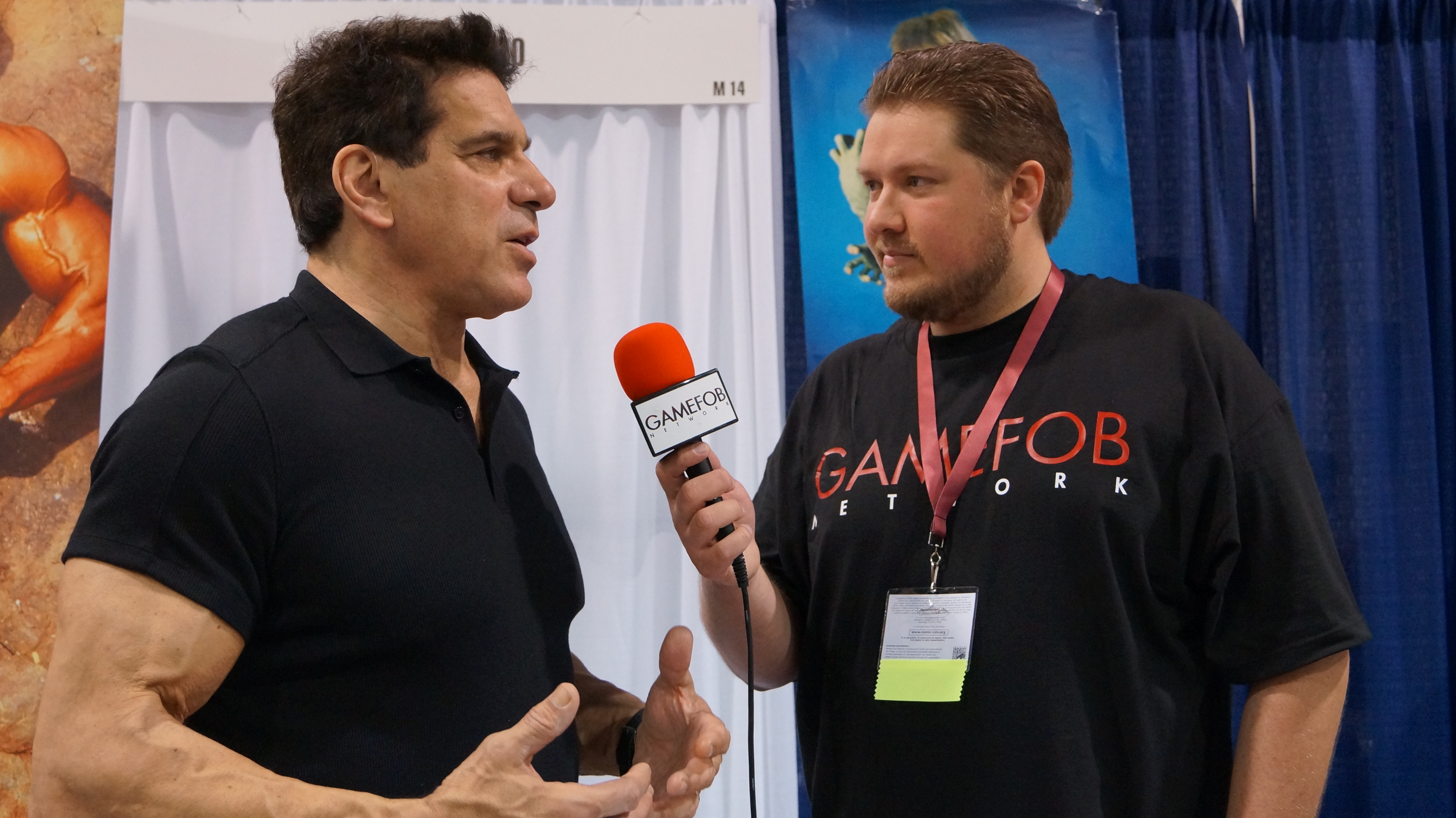 Derek Easley interviewing Lou Ferrigno at WonderCon 2013.