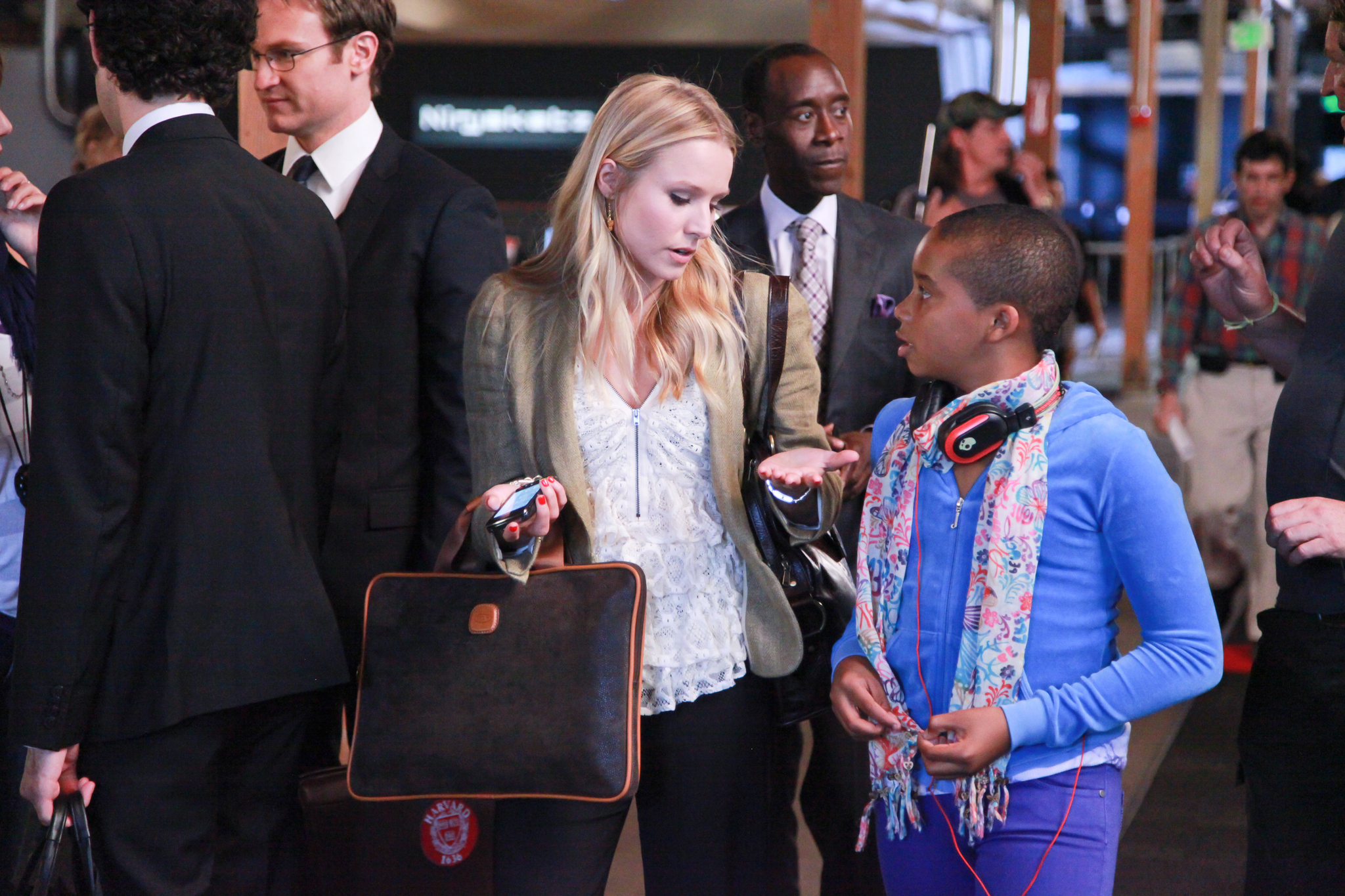 Still of Don Cheadle, Kristen Bell and Donis Leonard Jr. in House of Lies (2012)