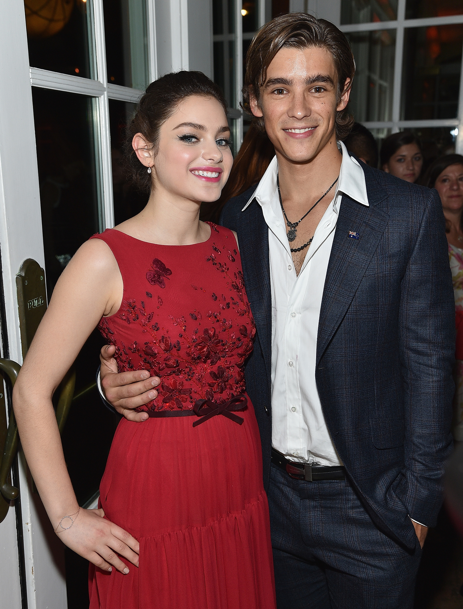 Odeya Rush and Brenton Thwaites at event of Siuntejas (2014)