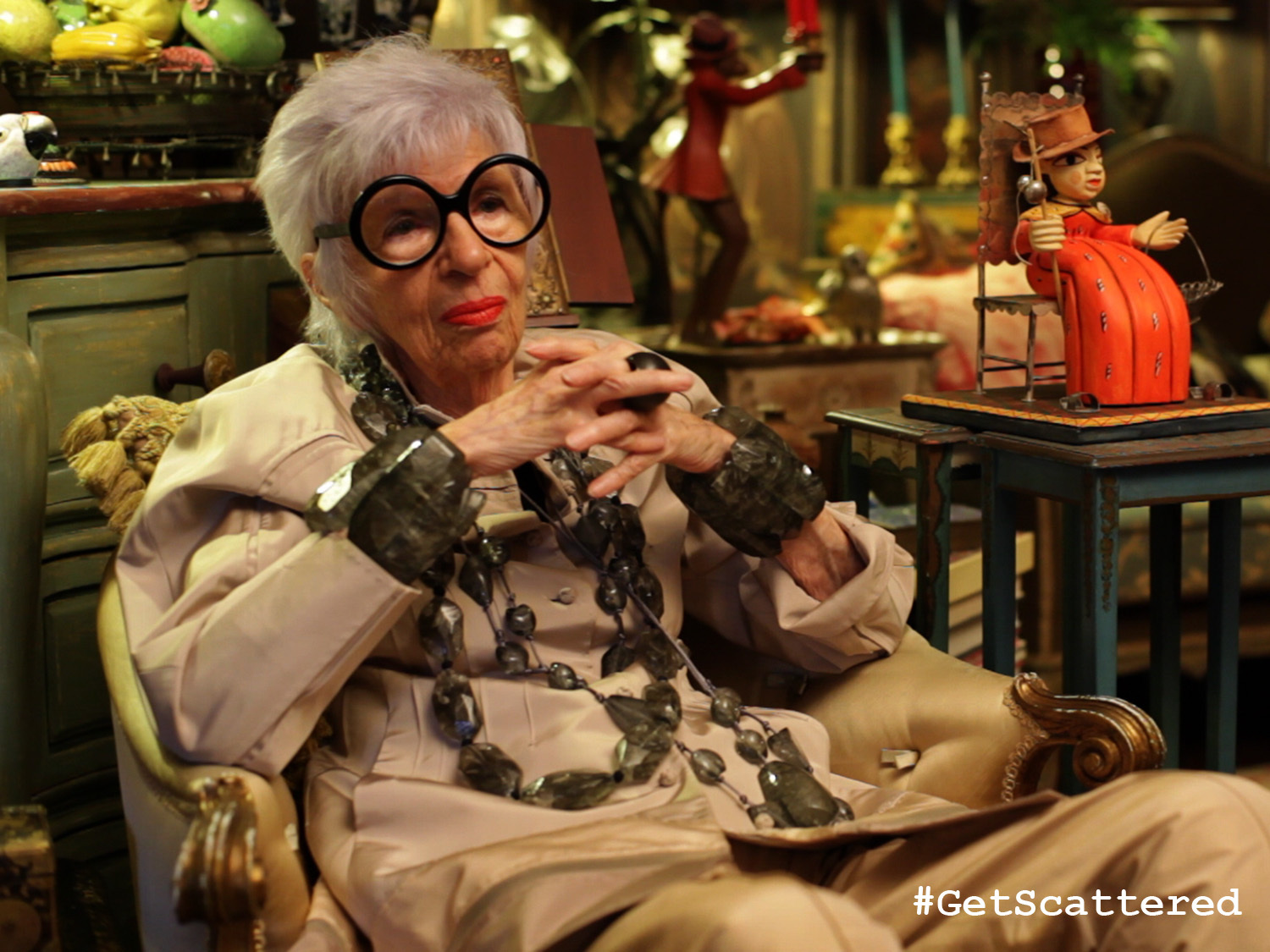 Still of Iris Apfel in Scatter My Ashes at Bergdorf's (2013)