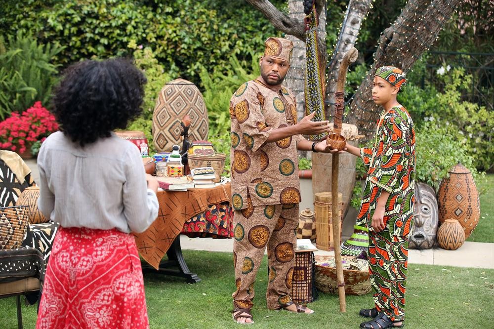 Still of Anthony Anderson, Tracee Ellis Ross and Marcus Scribner in Black-ish (2014)