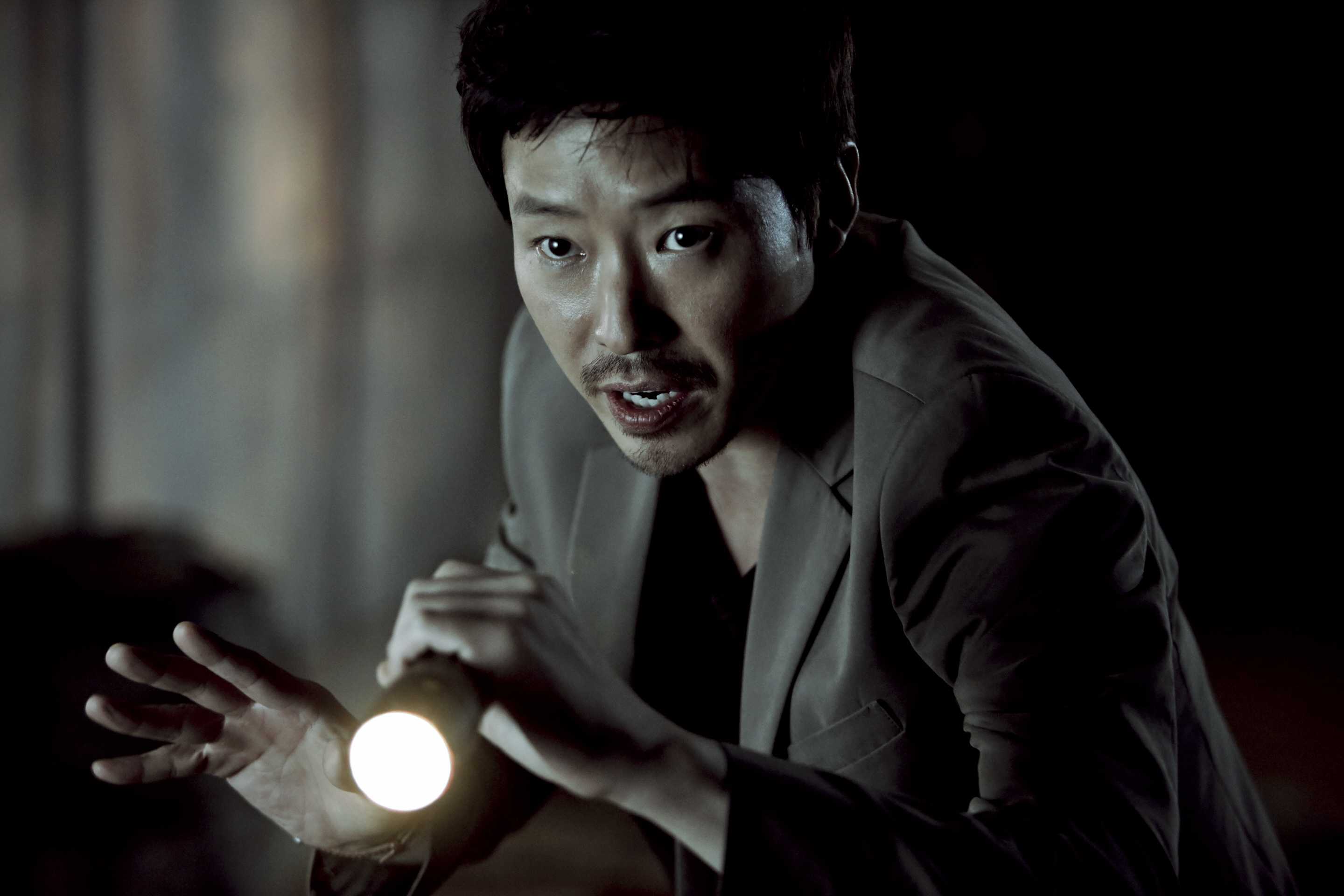 Still of Ki-joon Uhm in Deo web-toon: Ye-go sal-in (2013)