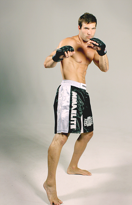 MMA Cage Fight Picture 6/2012