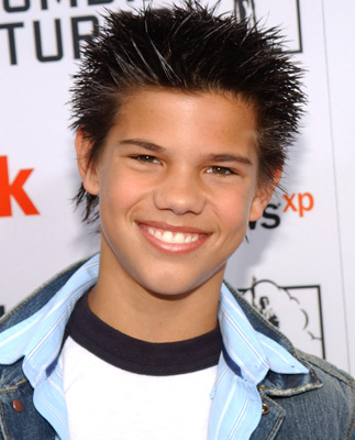 Taylor Lautner at event of The Adventures of Sharkboy and Lavagirl 3-D (2005)