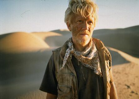 Still of Bruce Davison in The King Is Alive (2000)