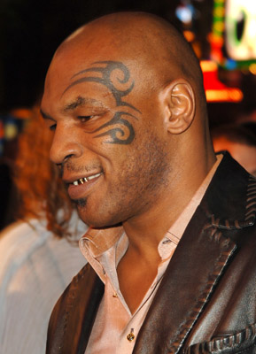 Mike Tyson at event of Get Rich or Die Tryin' (2005)