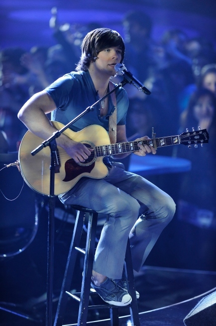 Still of Tim Urban in American Idol: The Search for a Superstar (2002)