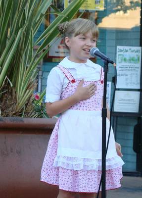 Jordyn Foley (Gretl)singing 