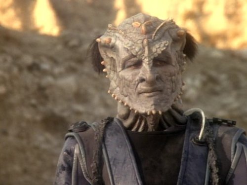 Still of Phil Morris in Star Trek: Deep Space Nine (1993)