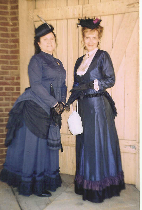 with Saundra Wellington on the set of The True Story of Hidalgo (working title The Legend of Frank T. Hopkins) - filmed on the Disney Ranch in Santa Clarita, California 2003