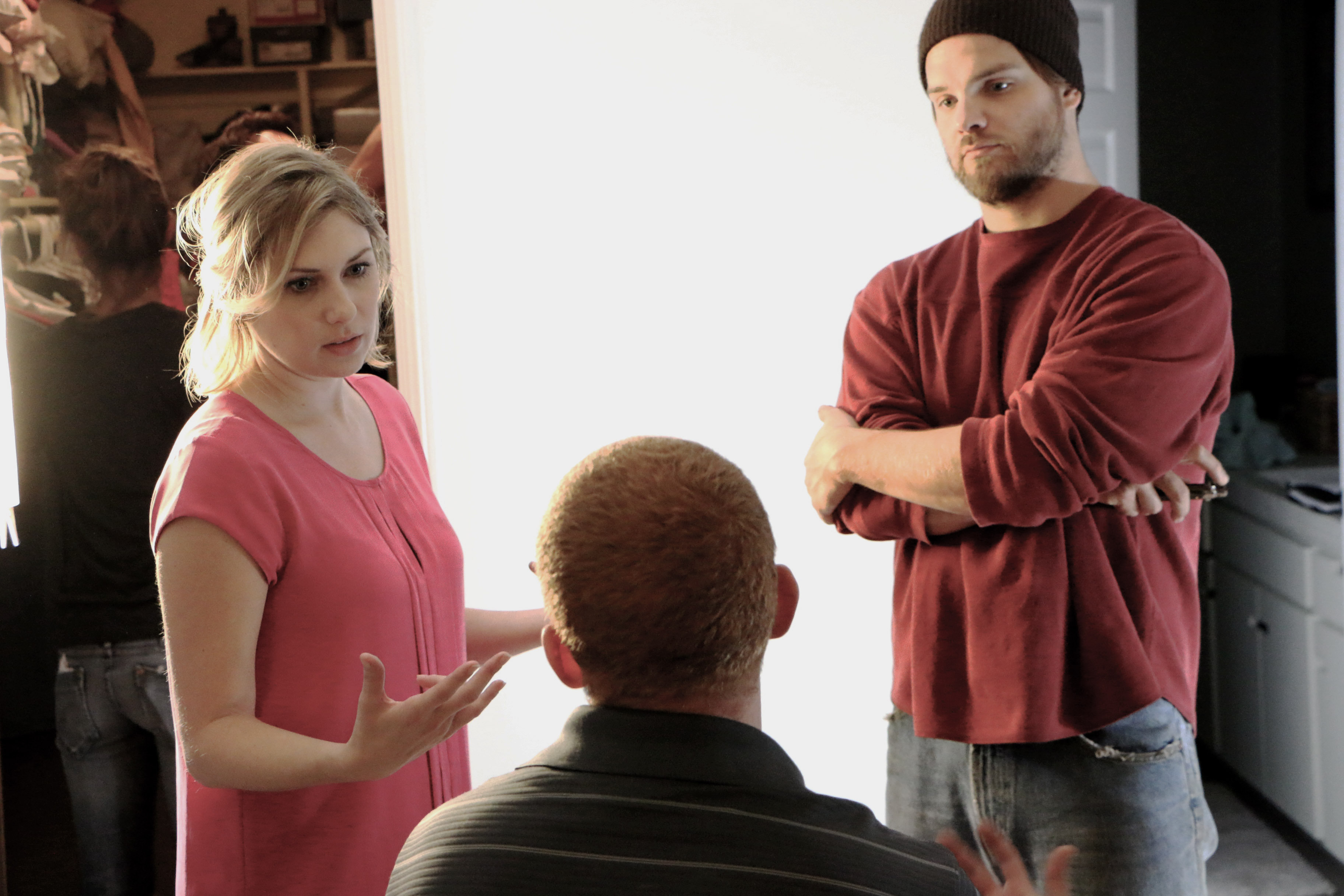 Actors Laetitia Leon and TJ Linnard talk with DP Eric Thompson.