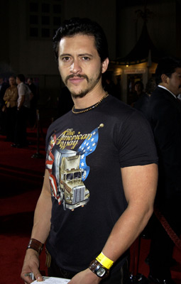 Clifton Collins Jr. at event of Wonderland (2003)