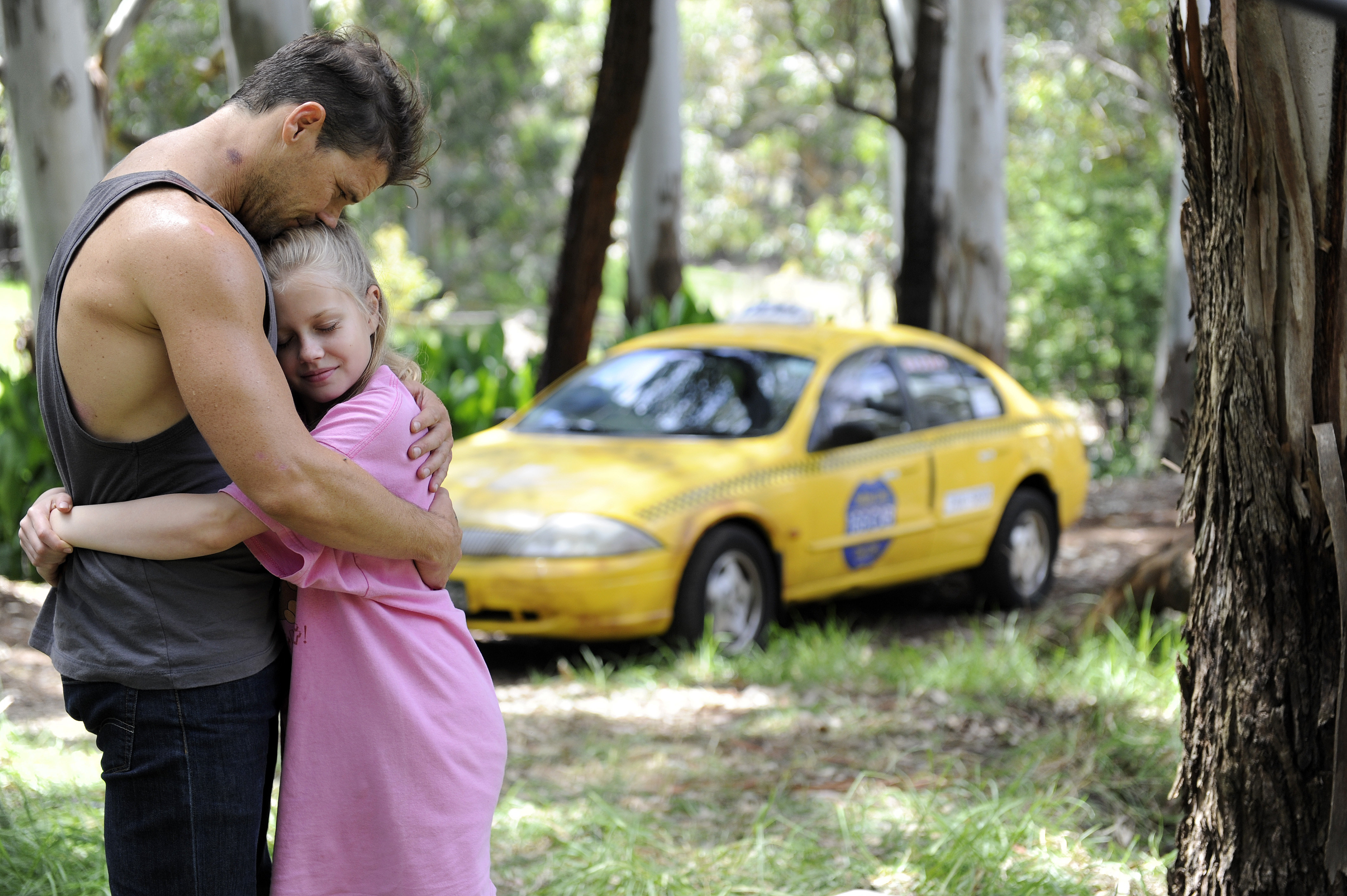 Nathan Phillips and Angourie Rice in These Final Hours (2013)