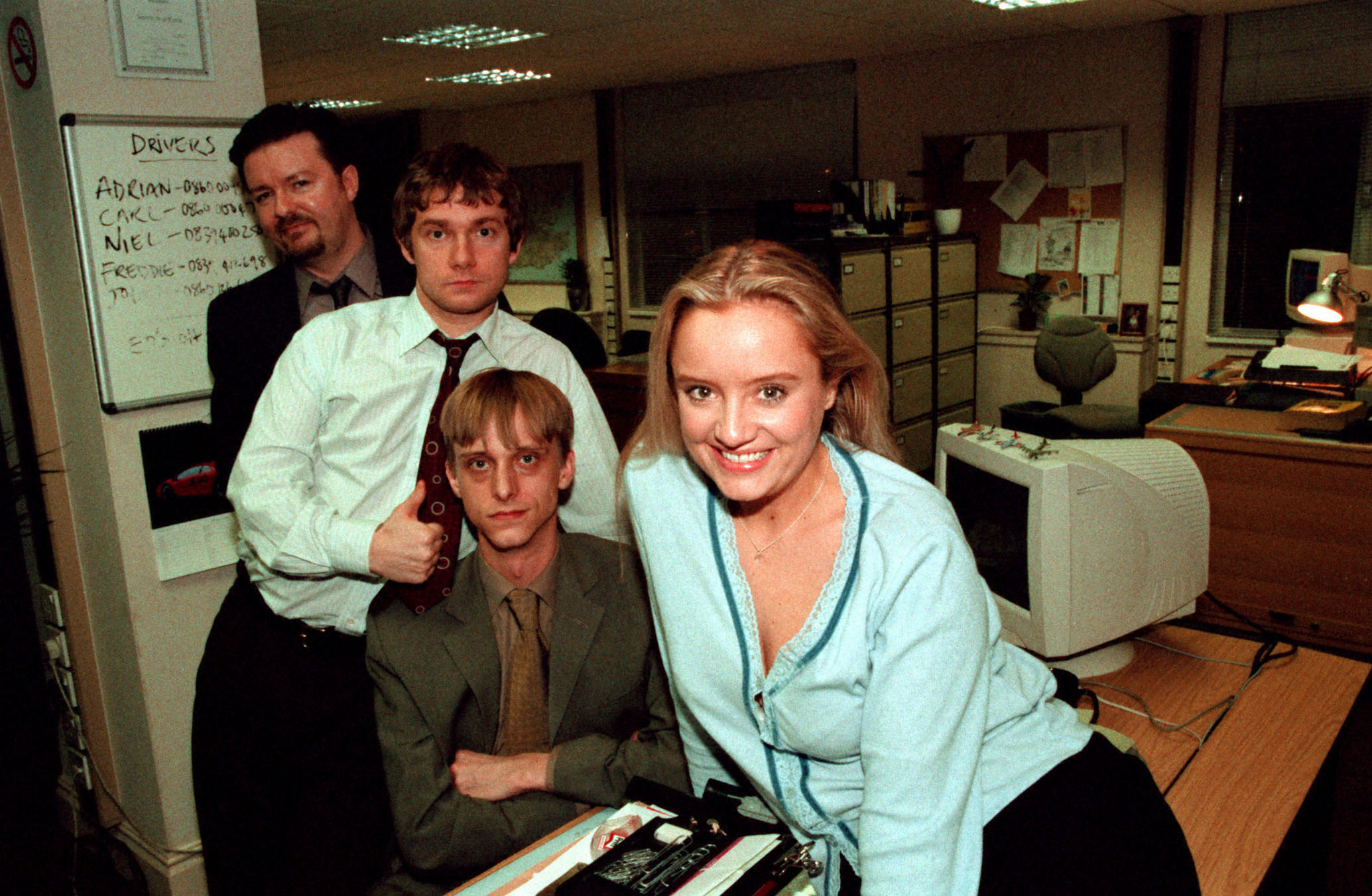 Still of Mackenzie Crook, Lucy Davis, Martin Freeman and Ricky Gervais in The Office (2001)